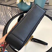 Gucci Marmont matelassé shoulder bag in Black 443497 - 5