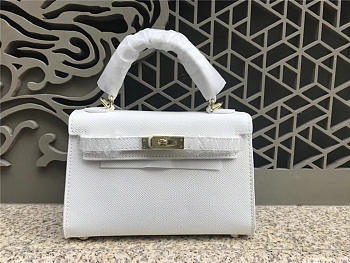 Hermes Kelly Leather Handbag in White with Gold Hardware