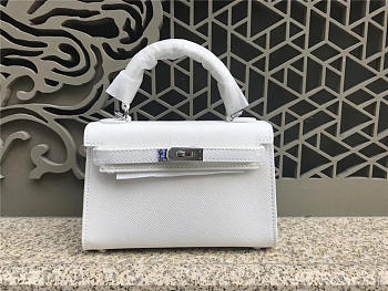 Hermes Kelly Leather Handbag in White with Silver Hardware