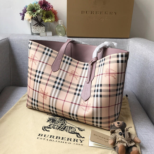Burberry Double Side Shopping bag for Women in Pink - 1