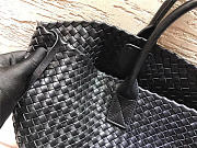 Bottega Veneta sheepskin knitted large shopping bags in Black - 3