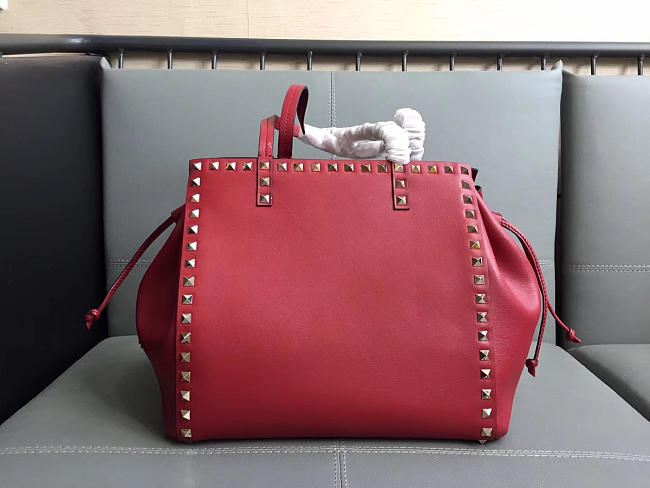 Valentino Original shopping bags in Red - 1