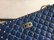 Valentino original lambskin spike tote bag in Blue - 2