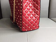 Valentino original lambskin spike tote bag in Red - 4