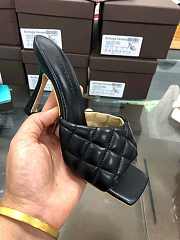 Bottega Veneta Sandals 002 - 3