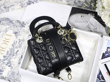 Lady Dior bag 20cm 002
