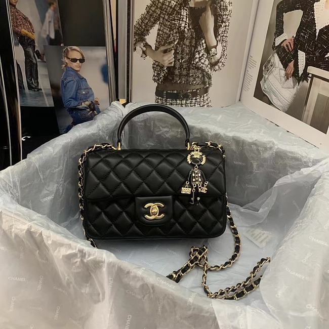 Chanel Flap Bag with Top Handle Black 20cm - bestify.ru