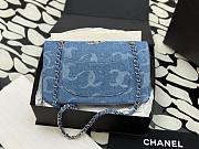 Chanel 23c Flap Bag in Blue 25cm - 2