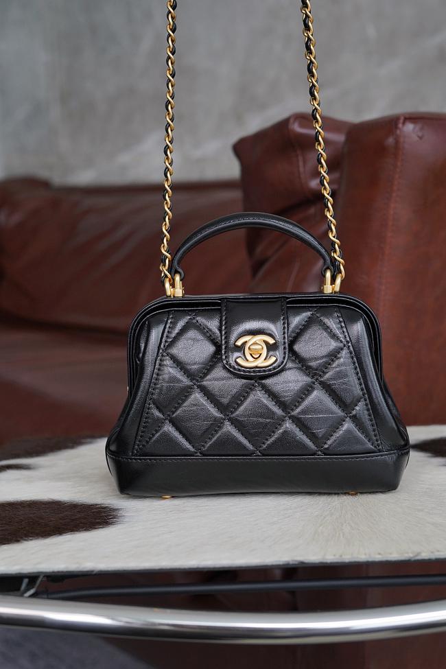 Chanel Mini Bag With Top Handle Shiny Lambskin Black 18cm - 1