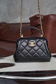 Chanel Mini Bag With Top Handle Shiny Lambskin Black 18cm - 1