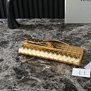 Bottega Veneta Andiamo Intrecciato metallic leather clutch Gold - 3