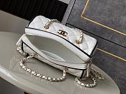 Chanel Clutch With Chain White & Black 18.5cm - 6
