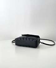YSL Toy Loulou In Quilted Leather Black - 20 x 14 x 7.5 cm - 4
