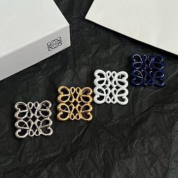 Loewe Brooch 005