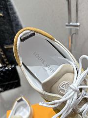 Louis Vuitton Sneakers Yellow - 4