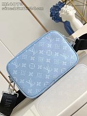 Louis Vuitton M14073 New Alpha Messenger Sky Blue - 24cm - 4