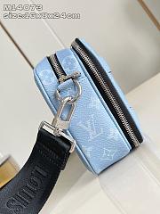 Louis Vuitton M14073 New Alpha Messenger Sky Blue - 24cm - 2
