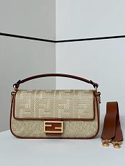Fendi Baguette Natural straw bag with FF embroidery - 27cm - 1
