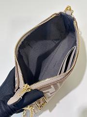 Fendi Baguette Pouch Brown jacquard FF fabric clutch with chain - 20cm - 3