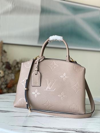 Louis Vuitton Petit Palais Tourterelle beige Monogram Empreinte embossed cowhide - 34×24×15cm