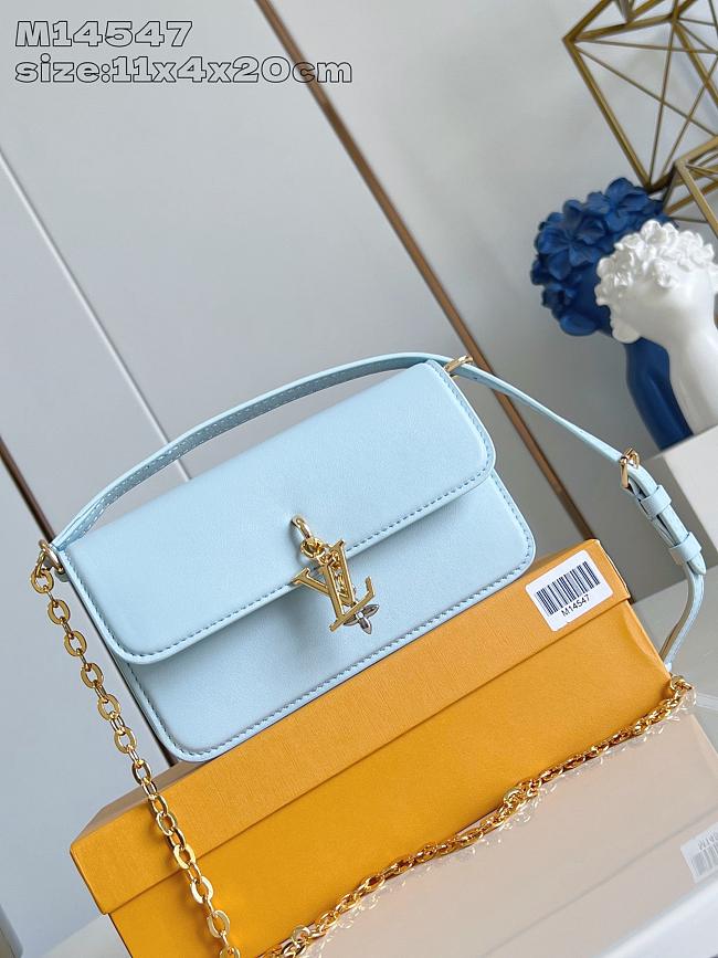 Louis Vuitton M14547 Wallet On Chain LV Bloom Blue - 20cm - 1