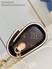 Louis Vuitton M13566 Pochette Camille Coated canvas - 20.5cm - 2