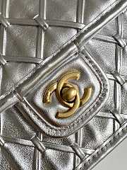 Chanel small flap bag metallized braided calfskin in silver - 15x25x8cm - 5