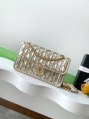 Chanel small flap bag metallized braided calfskin in gold - 15x25x8cm - 1