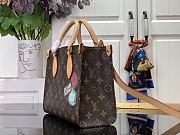 Louis Vuitton P01900 OnTheGo PM Mon Monogram - 25x11.5x19cm - 4