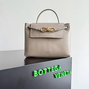 Bottega Veneta Small Ciao Ciao Limestone Bag - 26x19x10.5cm