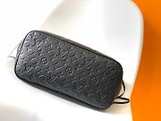 Louis Vuitton Neverfull MM 32cm Black - 3