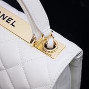 Chanel Trendy CC Handbag in White - 6