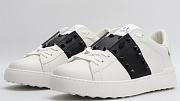 Valentino Garavani Rockstud Untitled white calfskin sneaker - 2