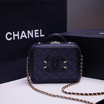 Chanel Small Cosmetic bag 18cm Navy Blue