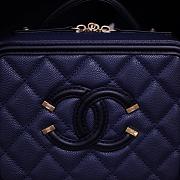 Chanel Small Cosmetic bag 18cm Navy Blue - 3