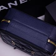 Chanel Small Cosmetic bag 18cm Navy Blue - 2