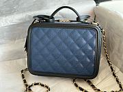 Chanel Small Cosmetic bag 18cm Blue - 3
