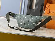 Louis Vuitton M26933 Rush Bumbag - 30x15x8cm - 6