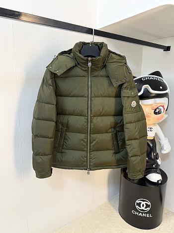 Moncler Maya Matte Short Down Jacket In Olive Green