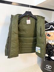 Moncler Maya Matte Short Down Jacket In Olive Green - 5