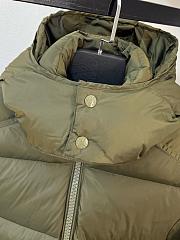 Moncler Maya Matte Short Down Jacket In Olive Green - 3