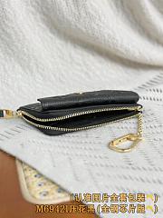 Louis Vuitton M69421 Card Holder Recto Verso - 13x8x2cm - 2