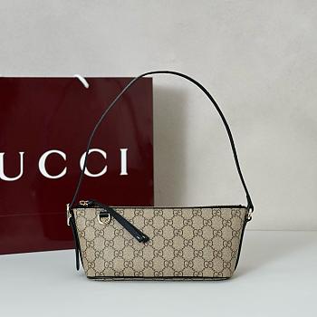 Gucci GG Emblem Small Shoulder Bag - 22x10.5x9cm