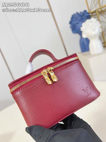 Louis Vuitton M25688 Nice Beauty in Rouge - 13.5x11.5x3.5cm