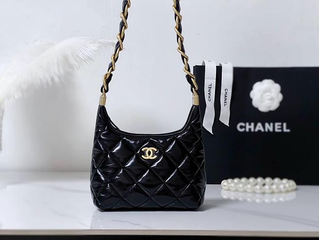 Chanel Small Hobo Bag Shiny Lambskin & Gold Tone Metal Black - 22.5x19.5x8.5cm - 1