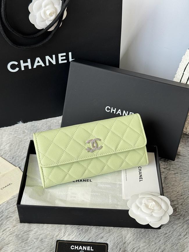 Chanel 25B Star Diamond Wallet Light green - 19x10.5x3cm - 1