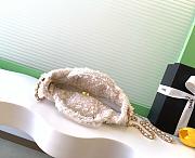 Chanel 25K Small Tweed Bow Bag in White - 26x18x5cm - 2