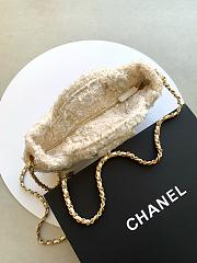 Chanel 25K Small Tweed Bow Bag in White - 26x18x5cm - 5