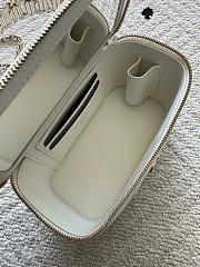 Chanel Vanity Case 17cm 05 - 2