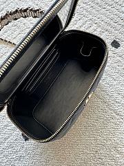 Chanel Vanity Case 17cm 06 - 6